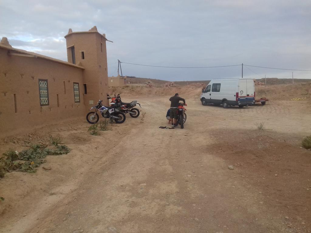 米德勒特 Kasbah Izoran酒店 外观 照片